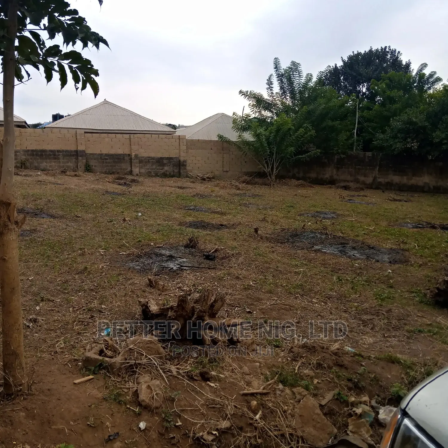 A Plot of Land Whit Register Survay