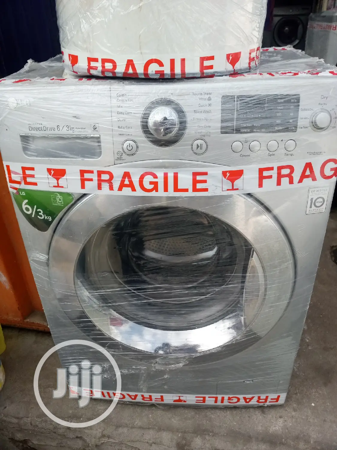 6/3kg Washing Machine. Wash and Dry Products: LG.