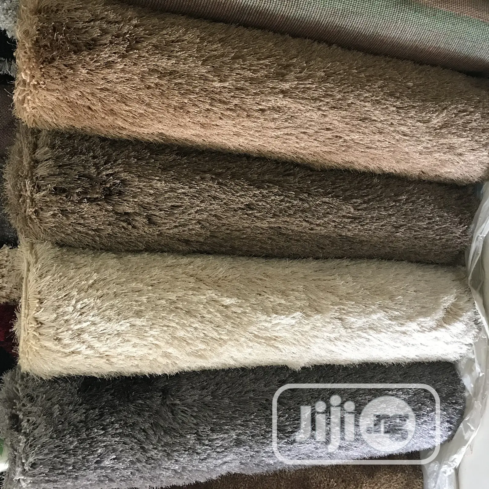 Vvip Plain Shaggy Center Rugs (4/6)