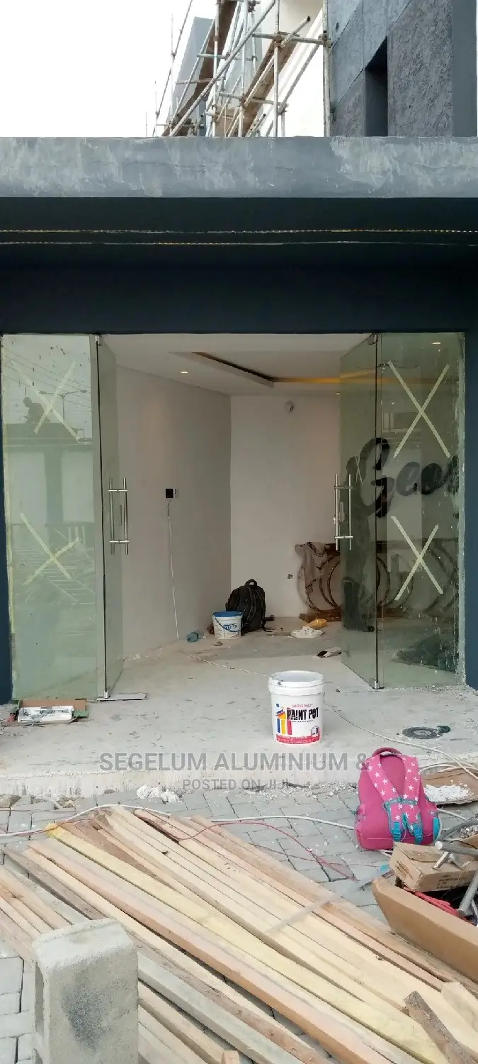 Frameless Glass and Aluminium Work
