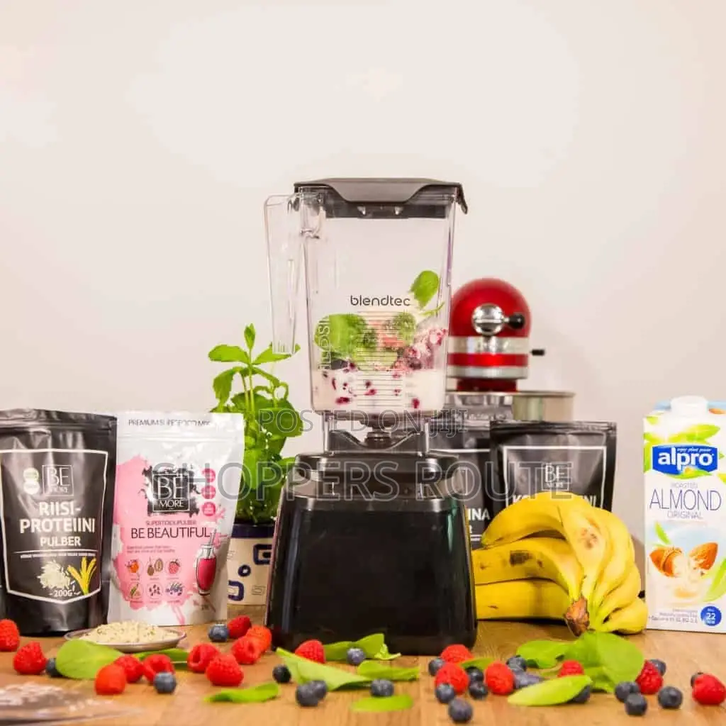 Blendtec Designer 625 High Grade Commercial Blender