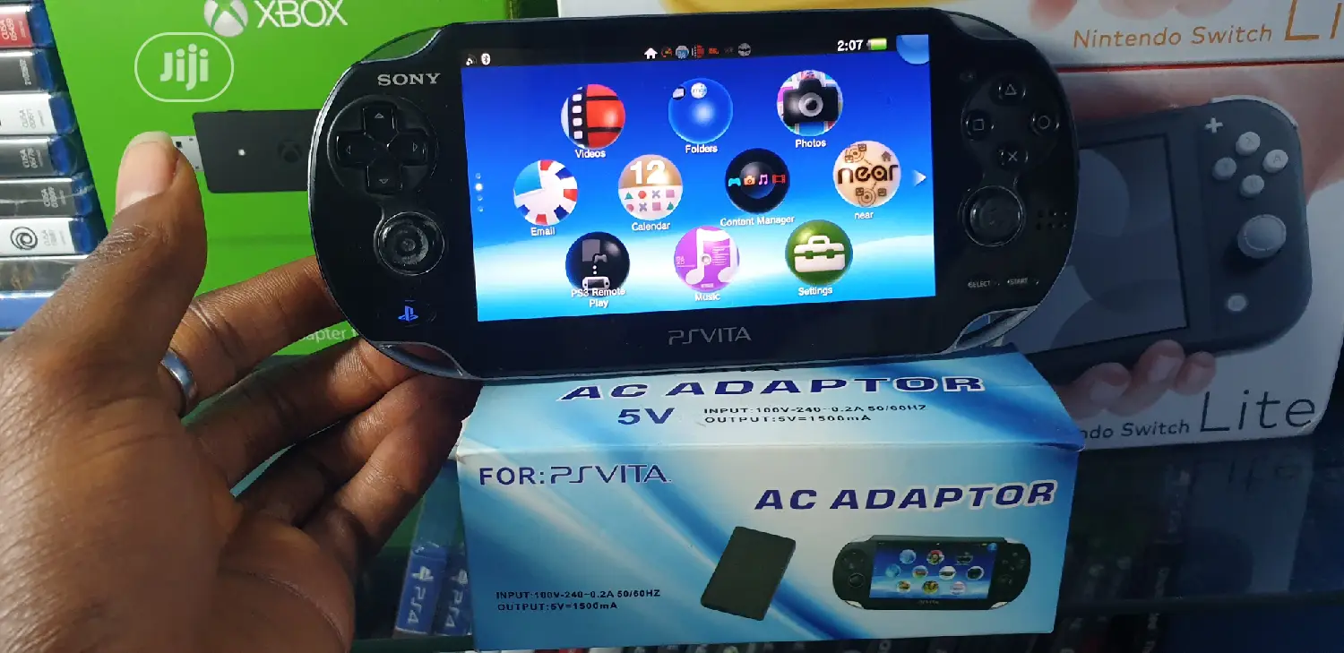 Ps Vita + 10 Latest Games