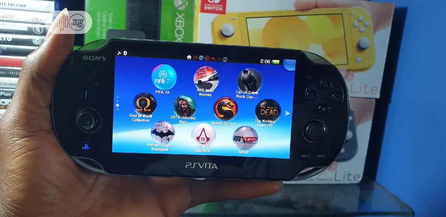 Ps Vita + 10 Latest Games