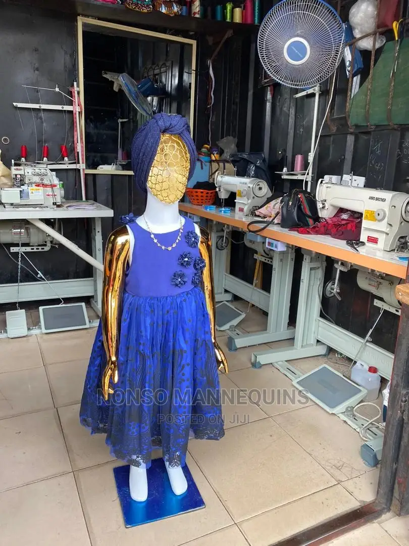 Unisex Kids Gold and White Mannequin