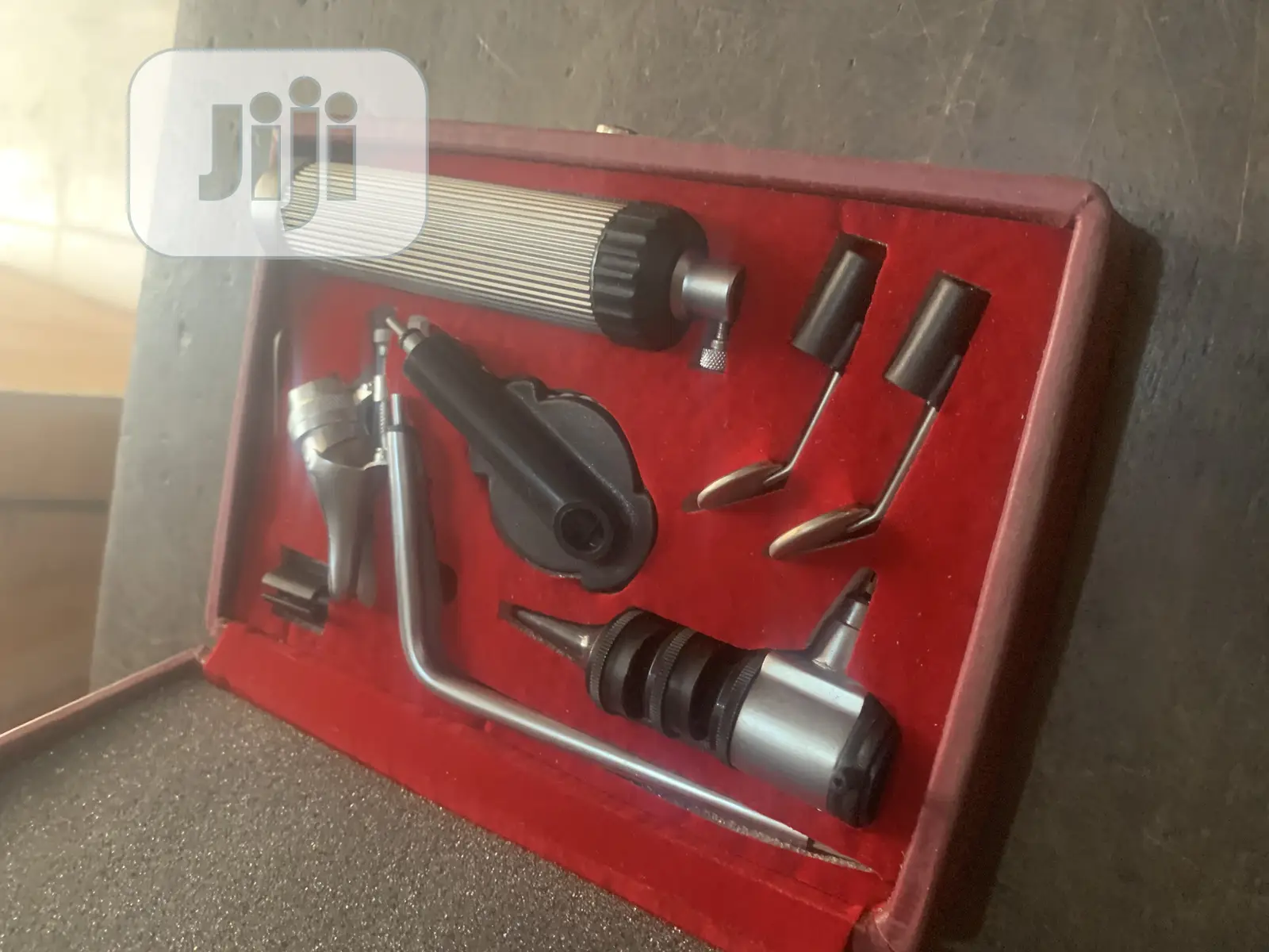 Laryngoscope