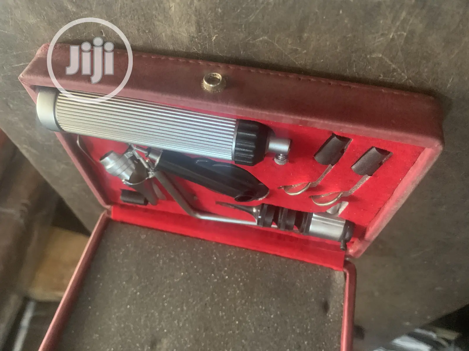 Laryngoscope