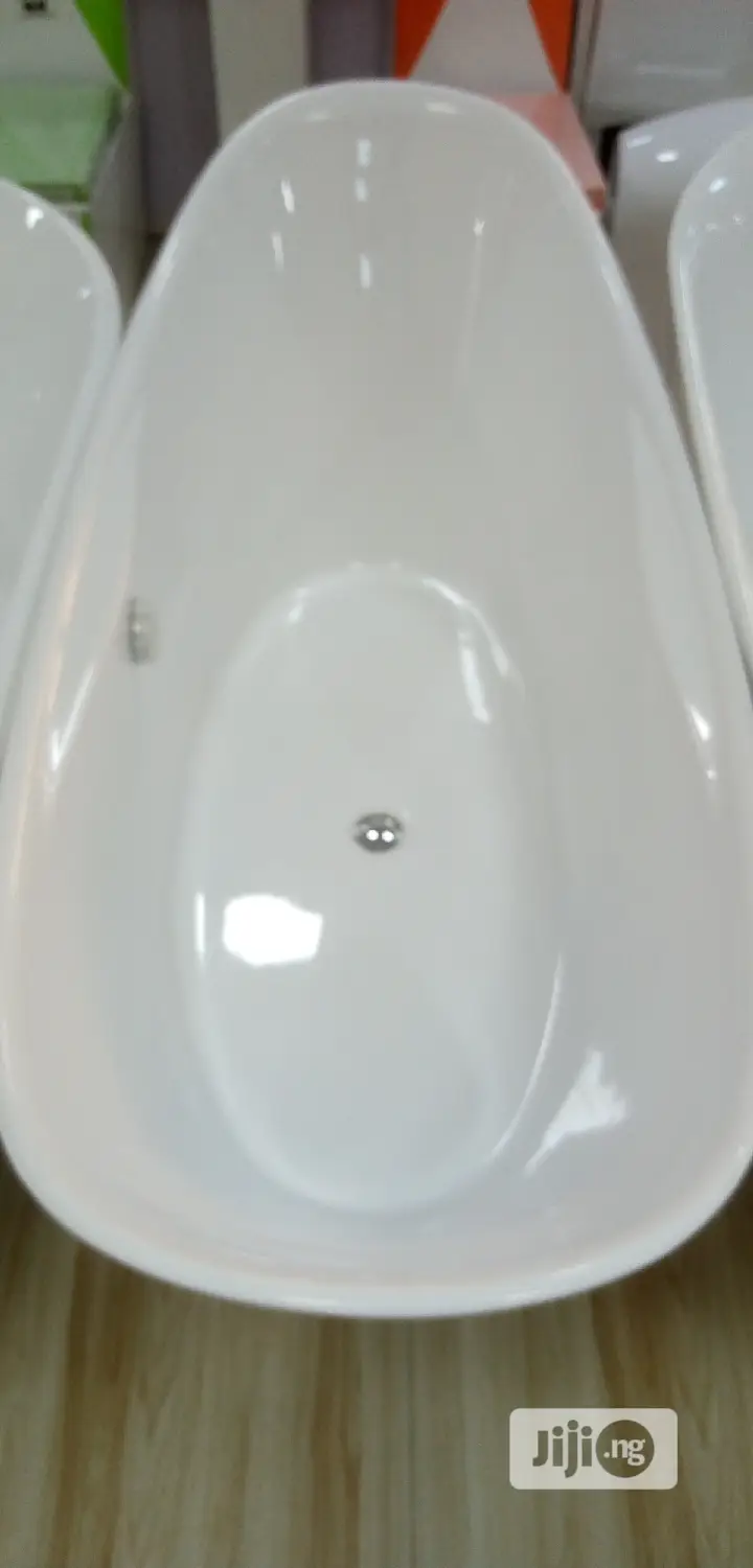 Executive Pvc Bathhub