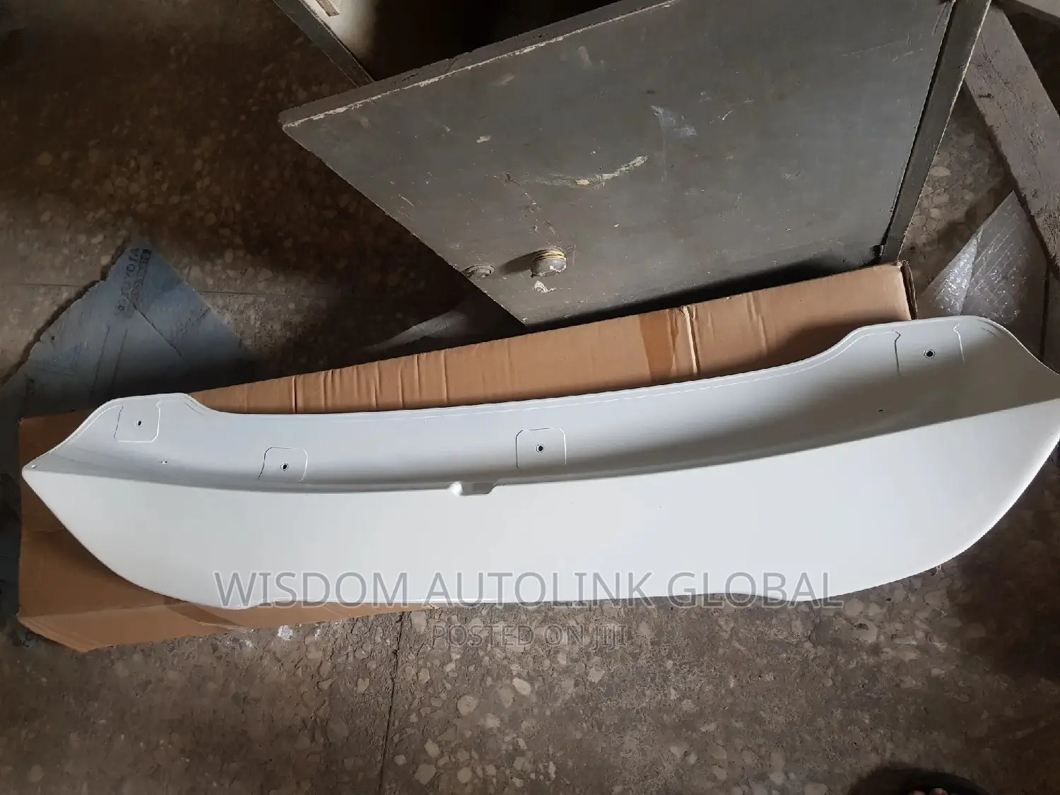 Boot Spoiler For Toyota Land Cruiser 2018