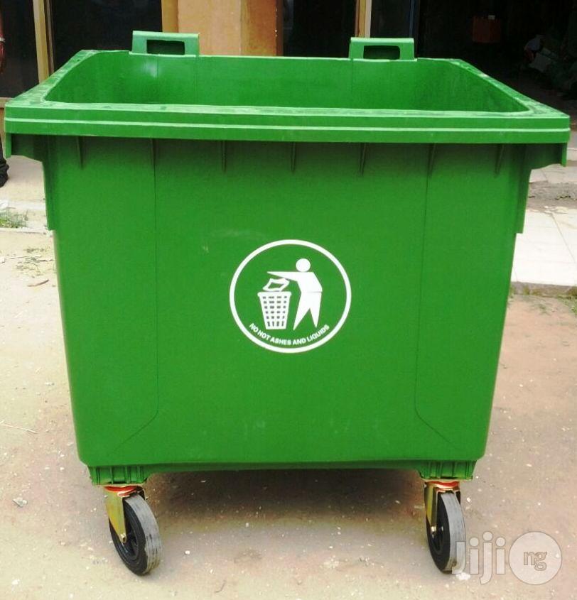 1100 Litre Waste Bin With 4 Wheels And Cover Plastic