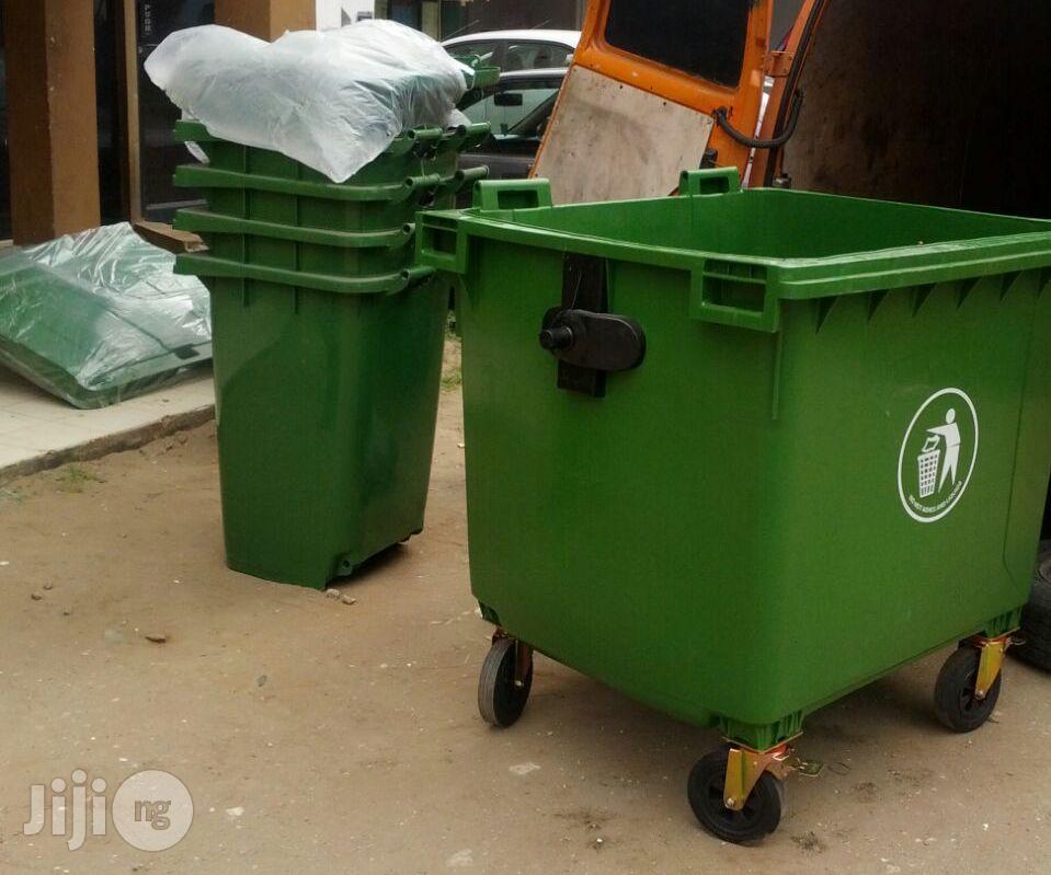 1100 Litre Waste Bin With 4 Wheels And Cover Plastic