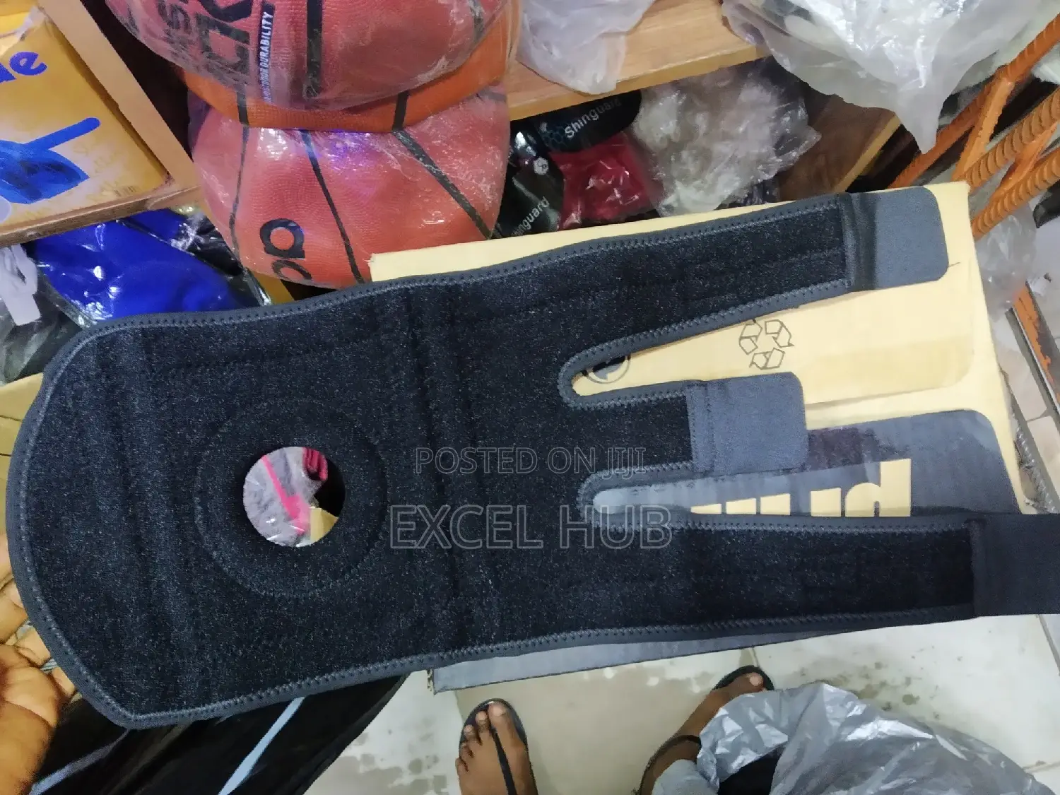 Knee Support With Stay