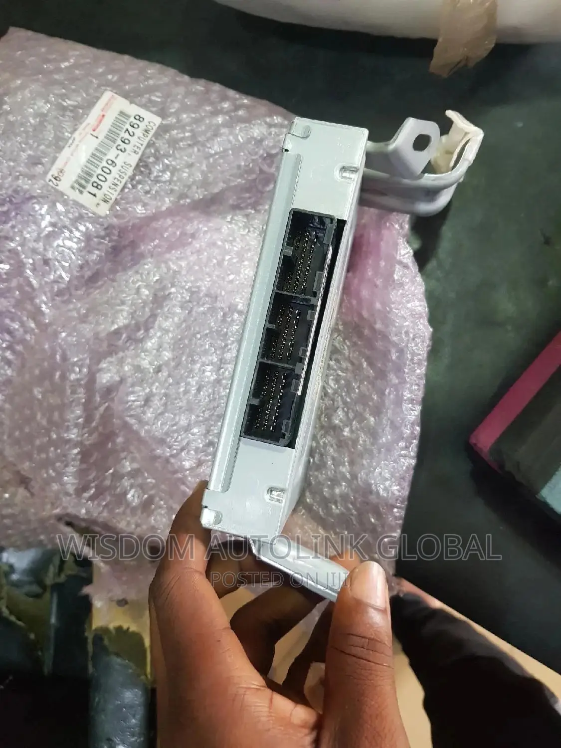 Suspension Brainbox for Lexus LX570, GX460, GX470 and SUVS