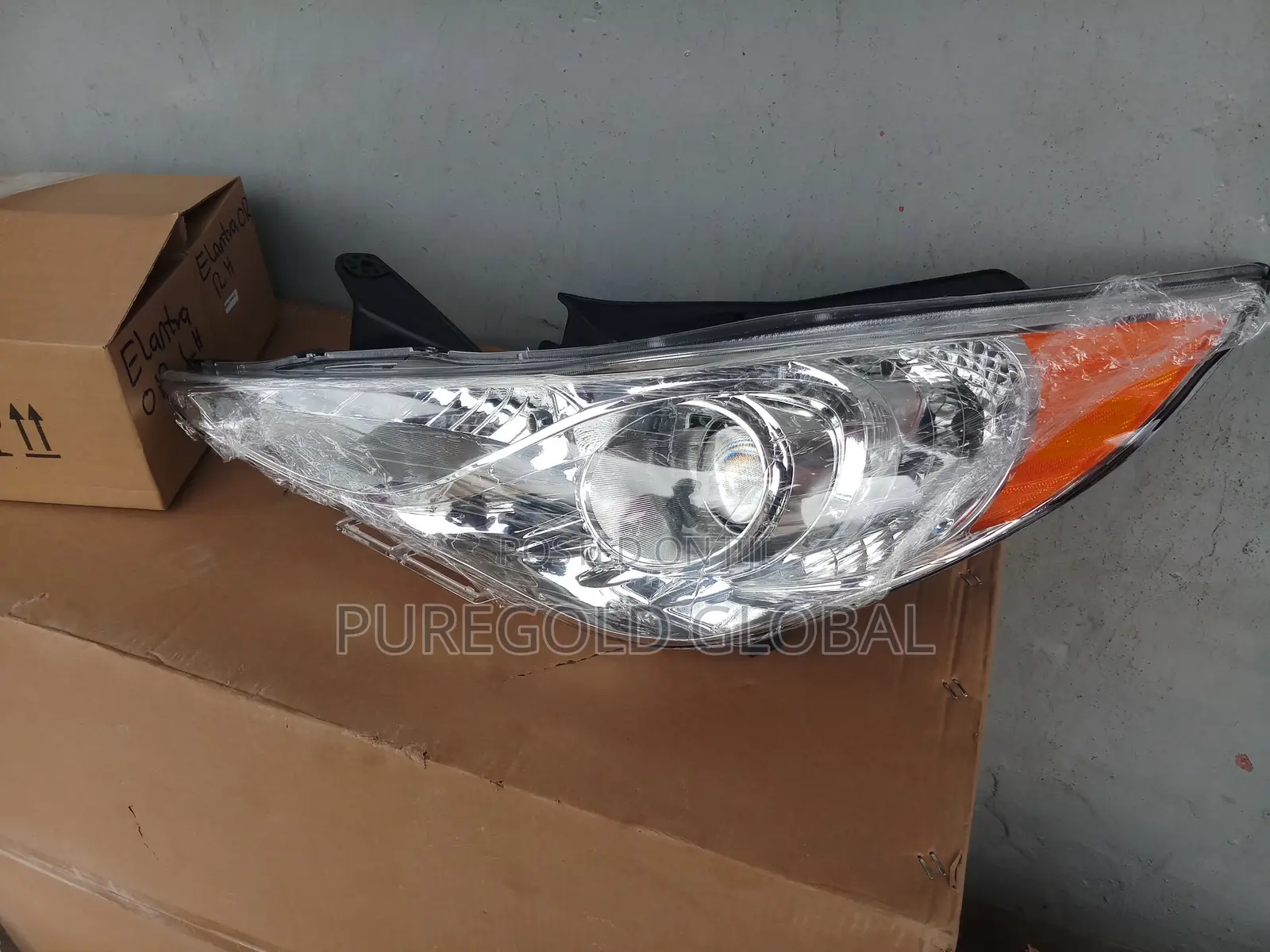 Headlamp for Hyundai Sonata Model