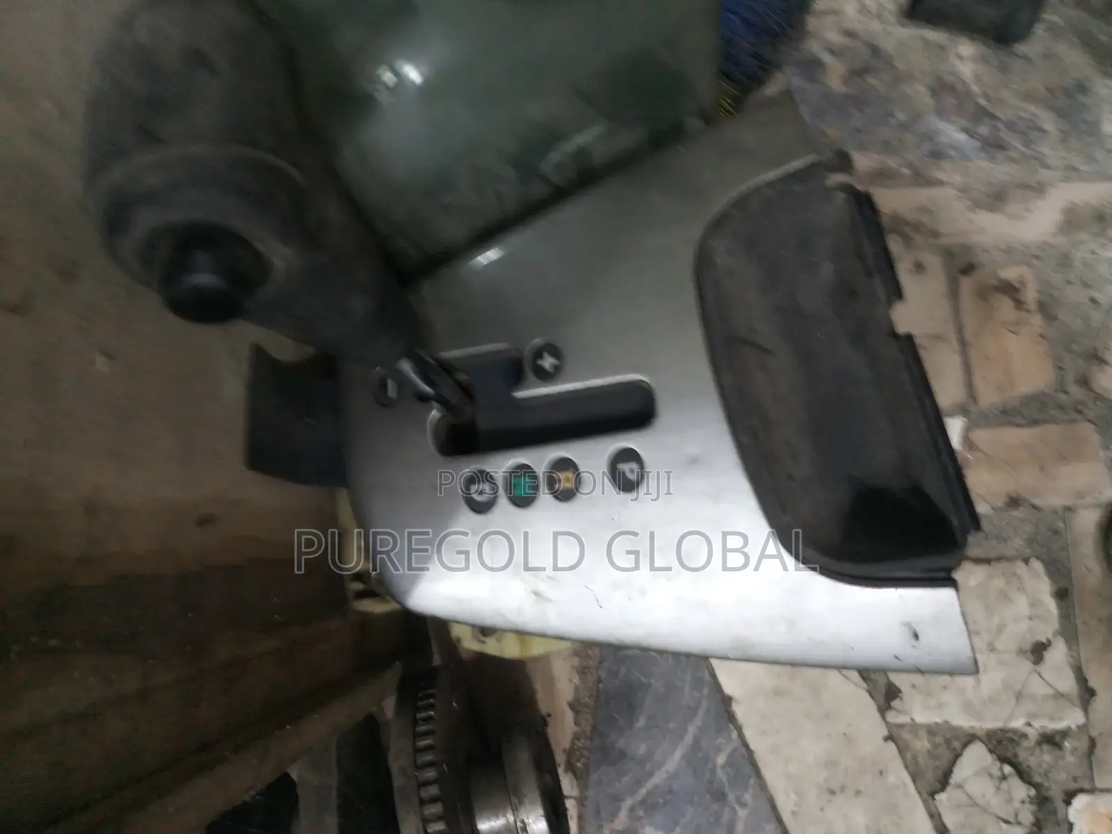 Hyundai Tucson Gear Knob