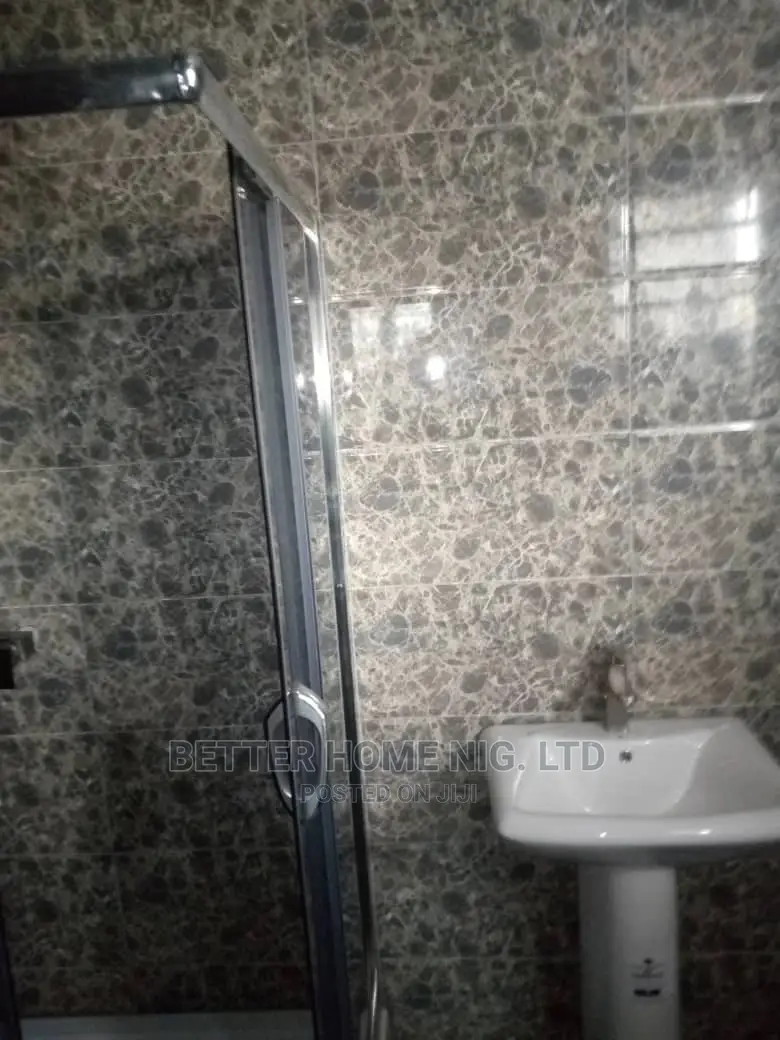Furnished 3bdrm Bungalow in Oluyole for rent