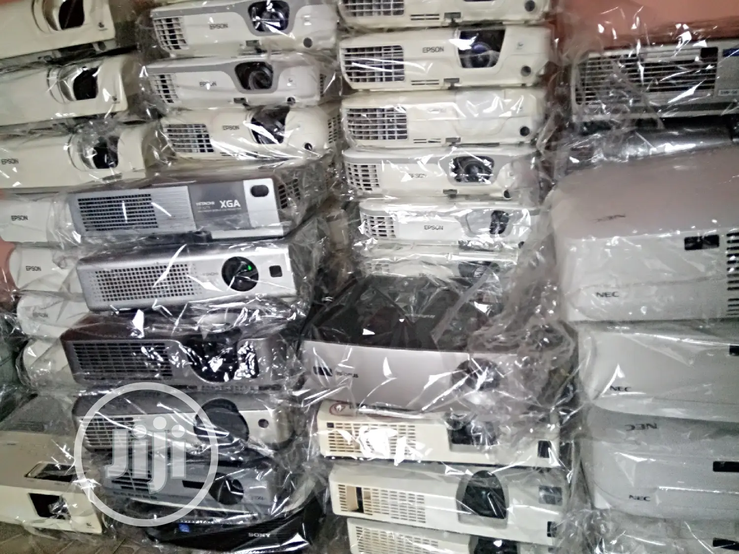 UK Used Epson Projectors for Church and Schools