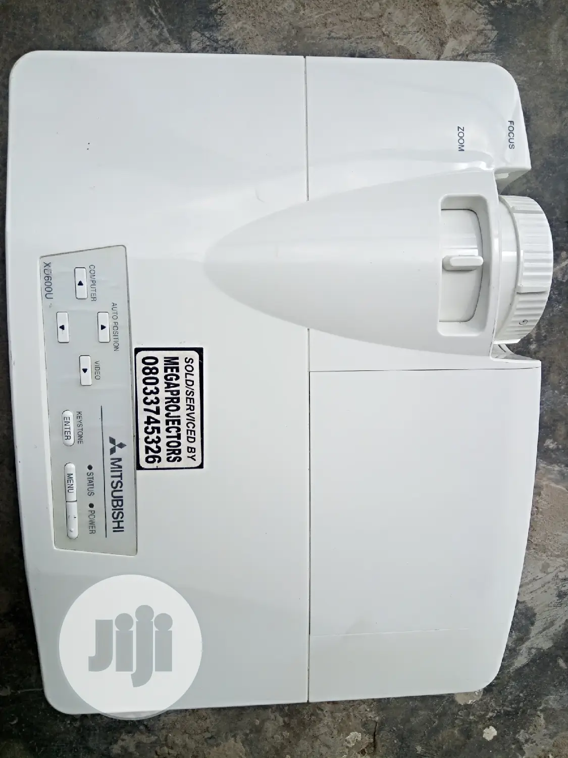 4500 Lumens Mitsubishi Projector