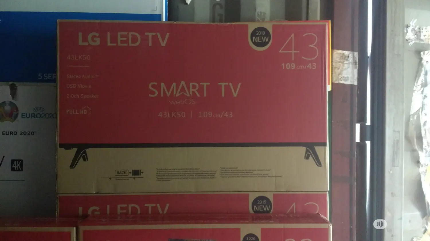LG 43" Uhd Frameless Smart LED TV (43uk6400) 2yrs Waranty