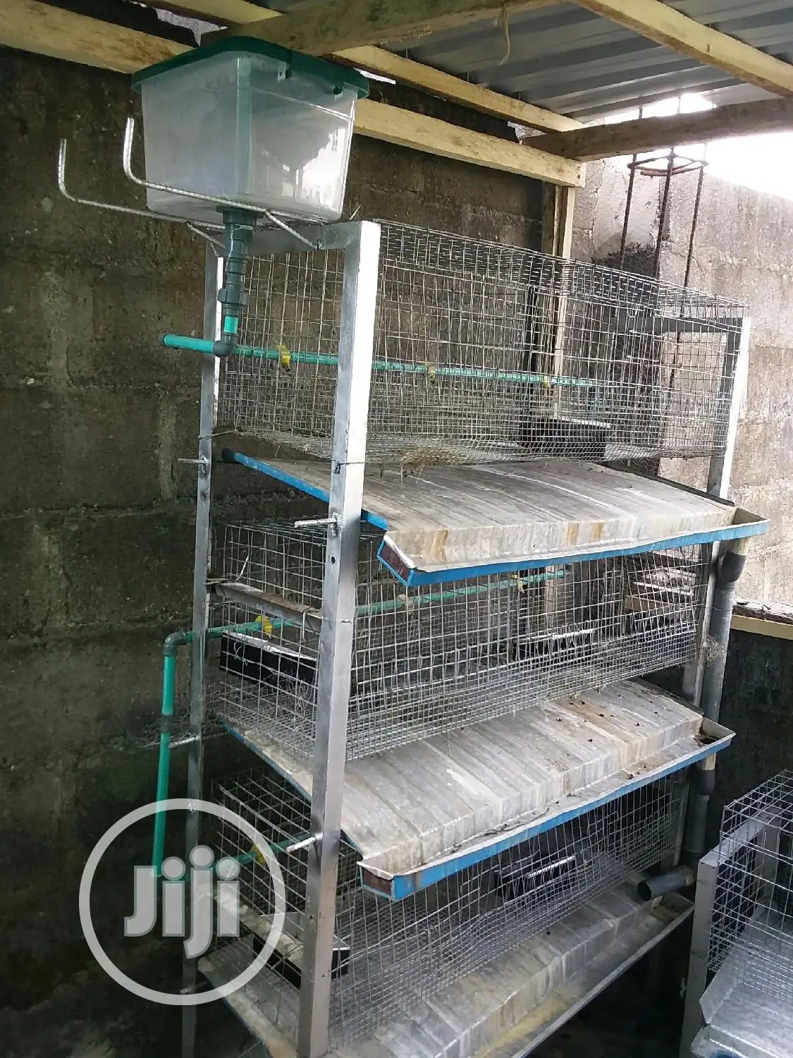 Rabbit Cage With Automatic Drinkers and Pee Collector