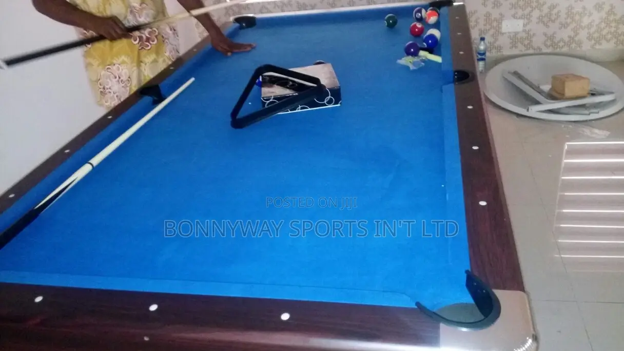 7feer By 4 Snooker Board With Complete Accessories