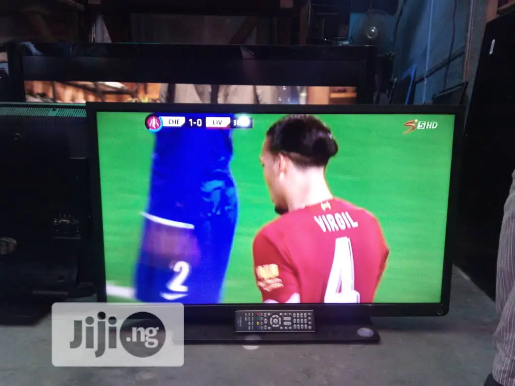 Samsung LED Full HD 26inches Display London Used