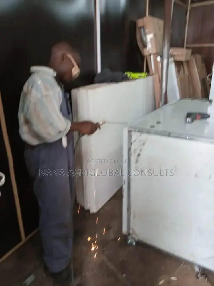Incubator 500 Capacity Automatic Can Use Gas Electricity
