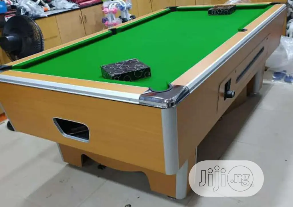 8 Feet by 4 Feet Marble Coin Operated Snooker Pool Table