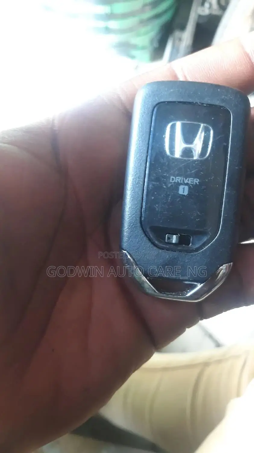 Remote Button Honda CRV 2018model