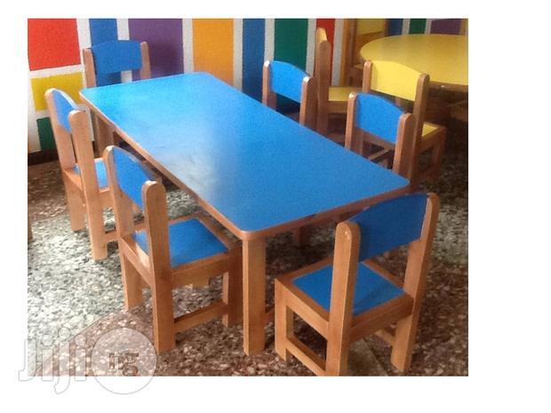 Collaborative Nursery Table and Chairs
