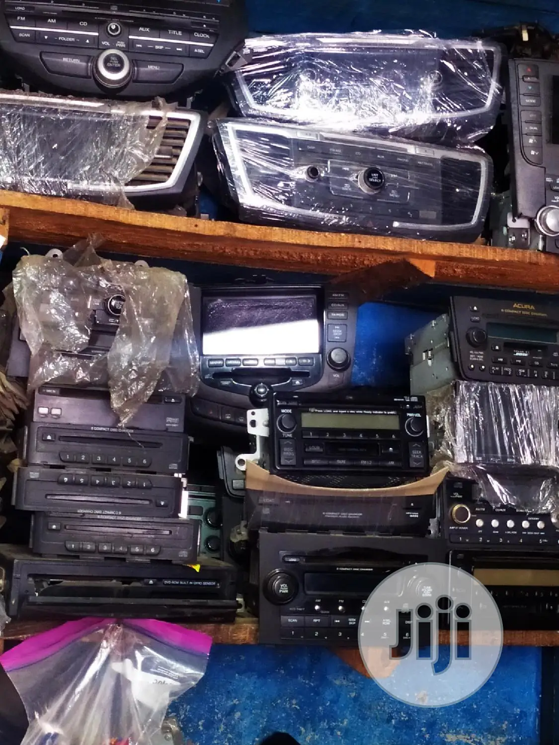 Car Stereo 2003 To 2007 Model Honda Accord(1 Nd 6 Loader)