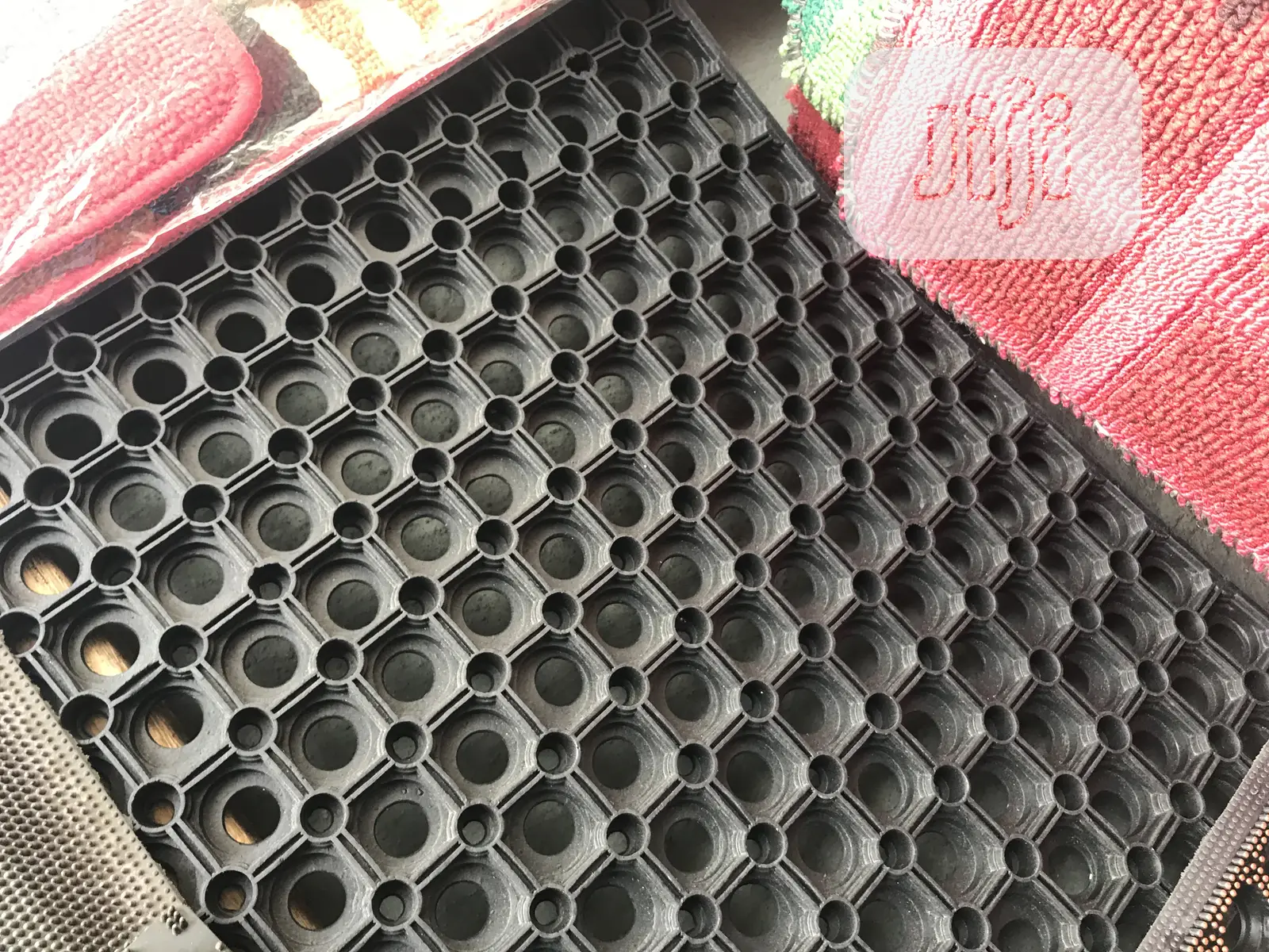 Thick and Affordable Rubber Footmat 50/80