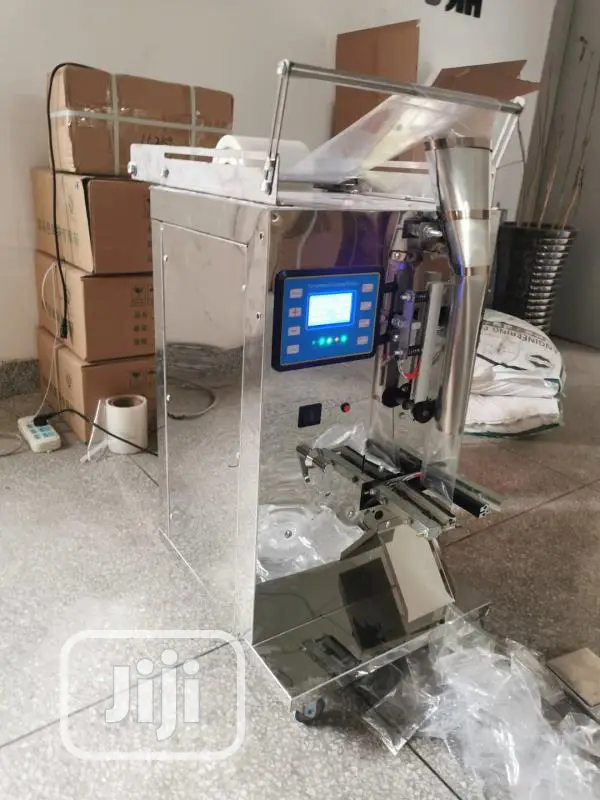 Liquid Filling and Packaging Machine
