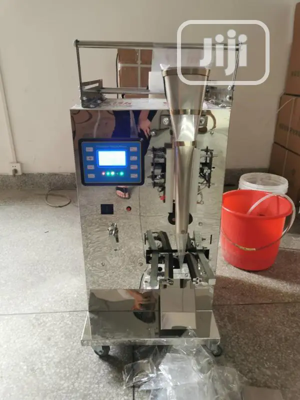 Liquid Filling and Packaging Machine
