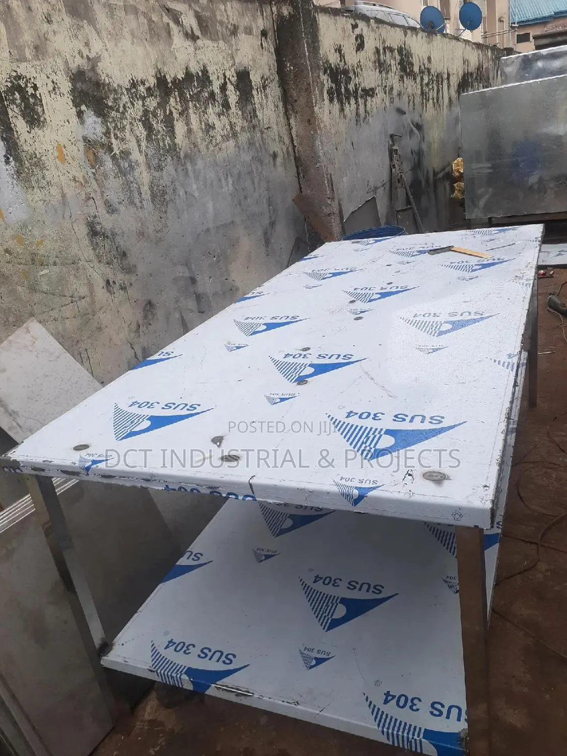 304 Grade Stainless Steel Table 4ft X 8ft