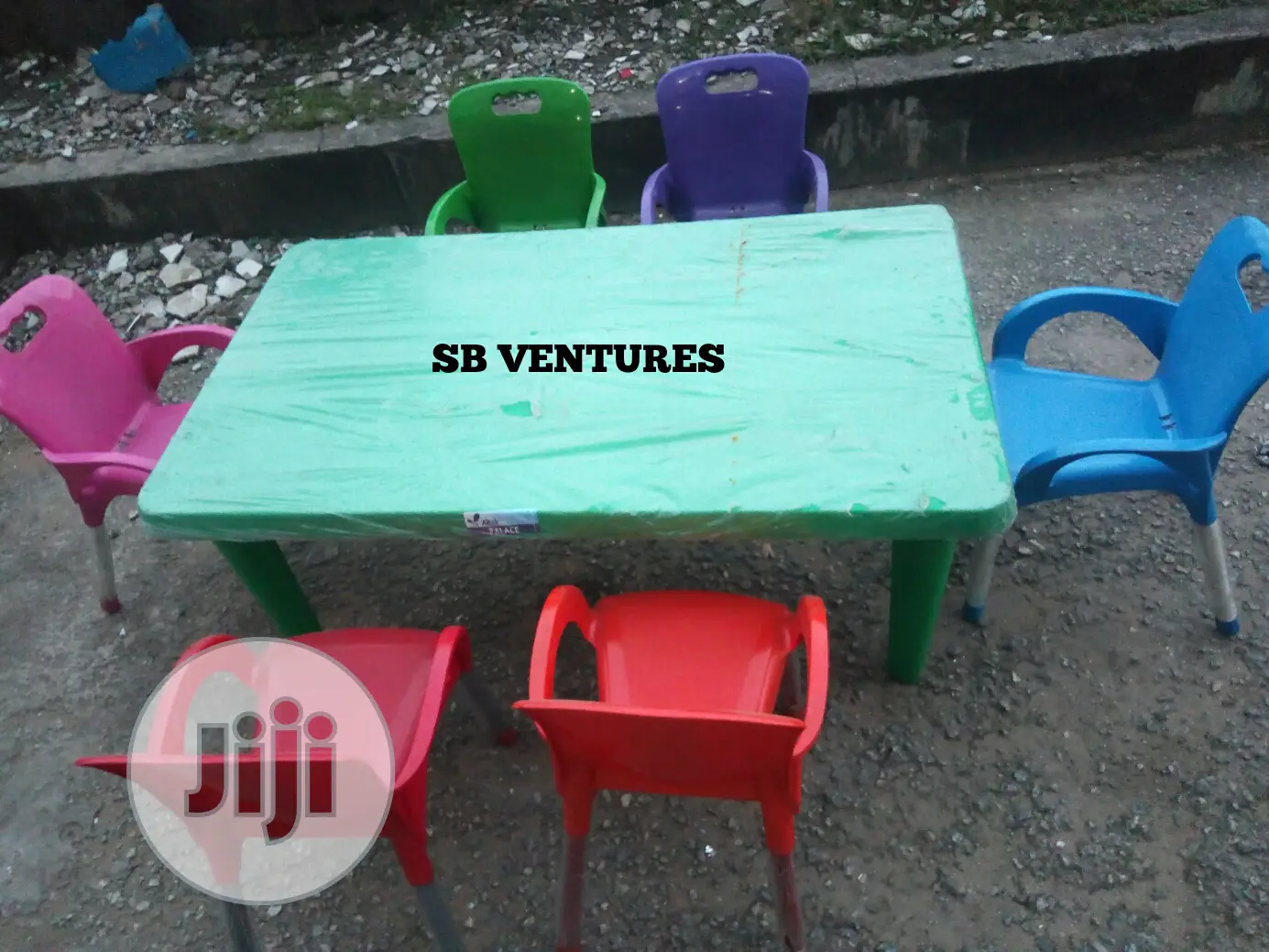 Children Table and 6 Chairs