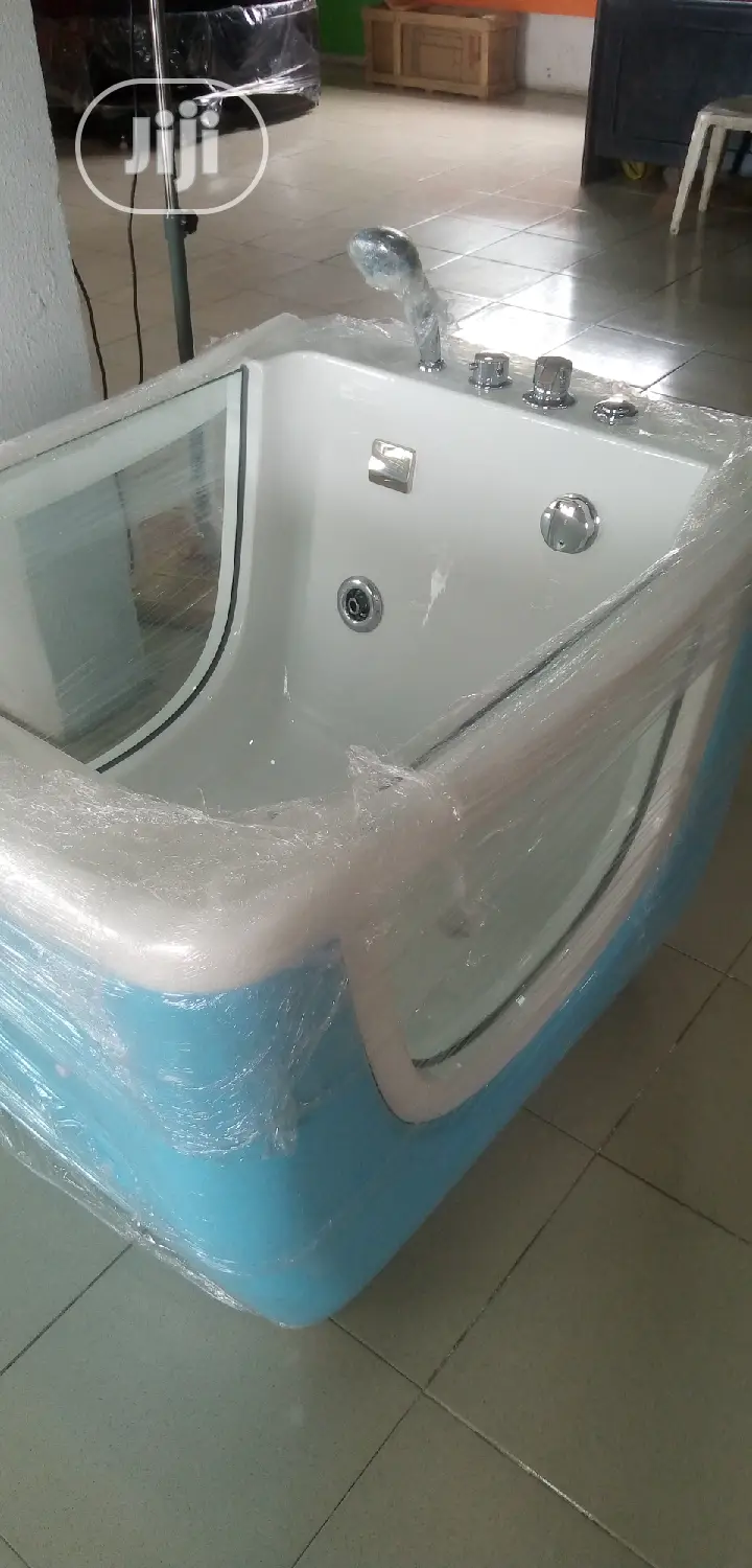 Jaccuzi Bath Tub for Kids