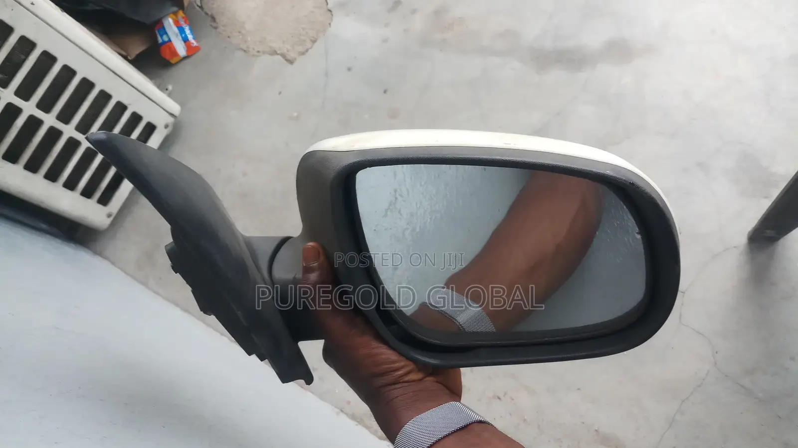 All Kia and Hyundai Side Mirrors Available Here.