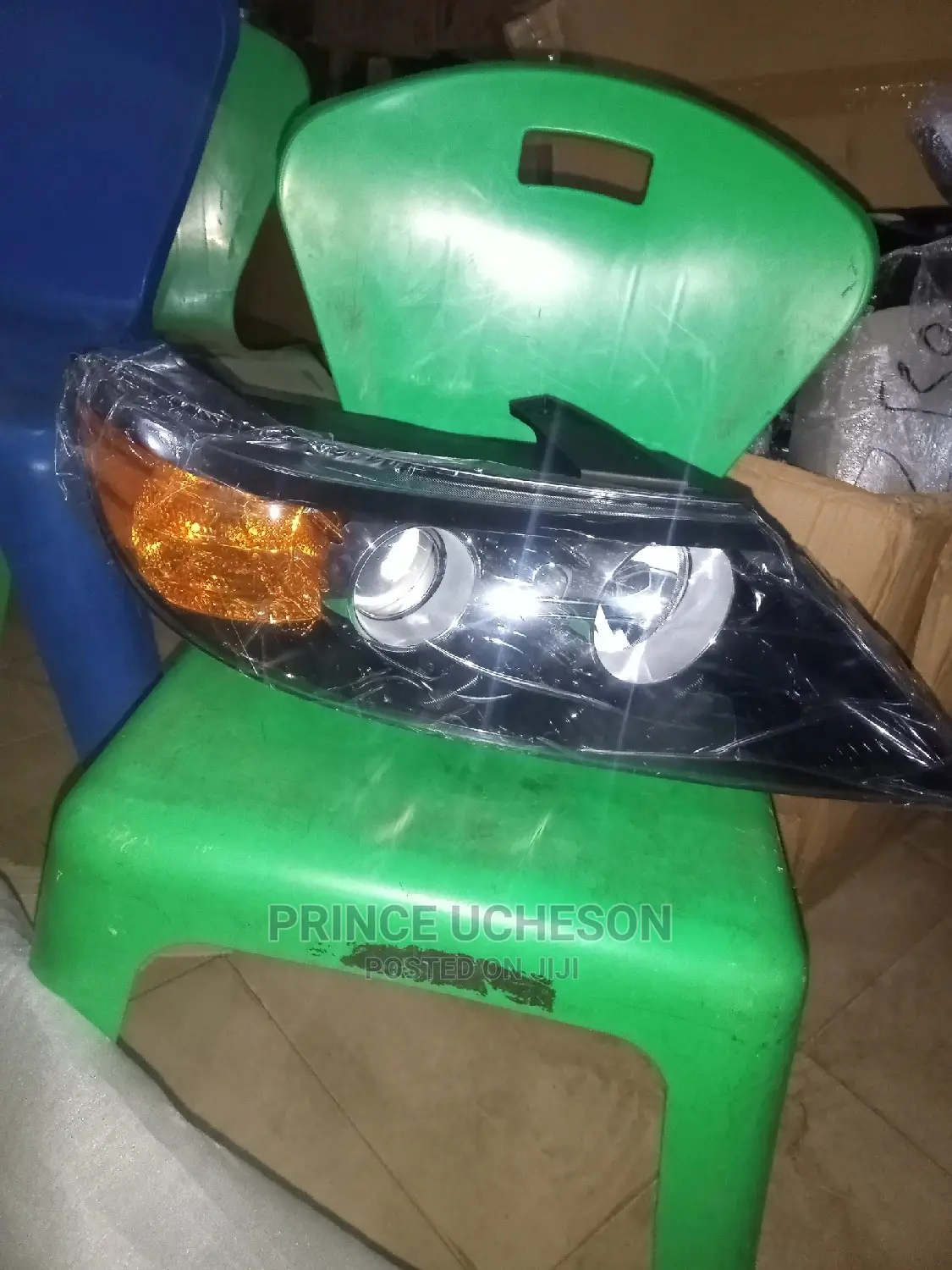 Kia Sorento 2012 Headlamp
