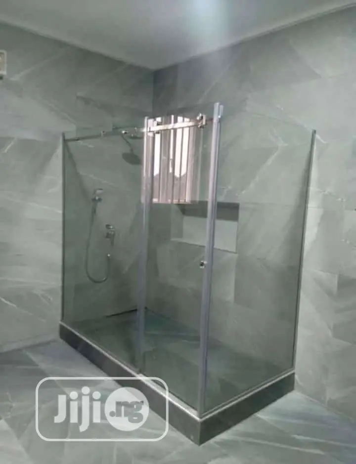 Foreign Roller Shower Cubicle