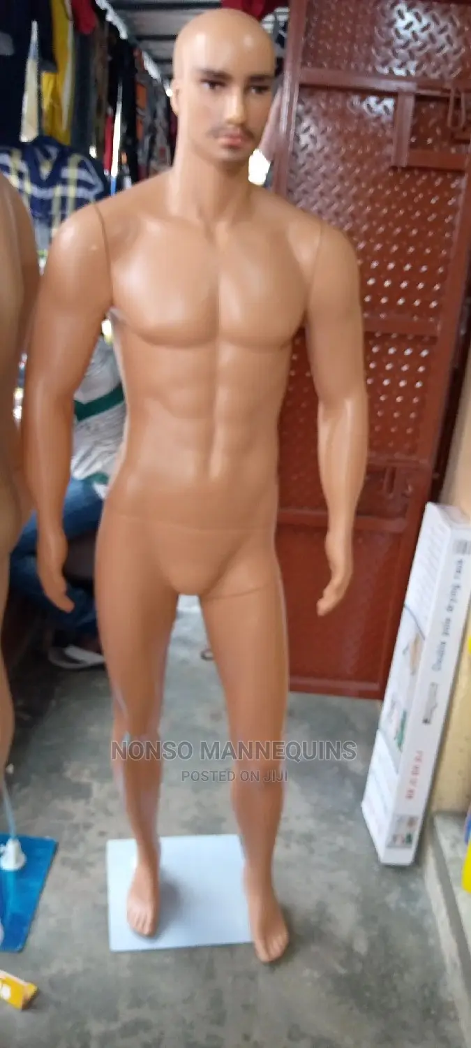 B20 Huge Male Plastic Full Body Display Mannequins
