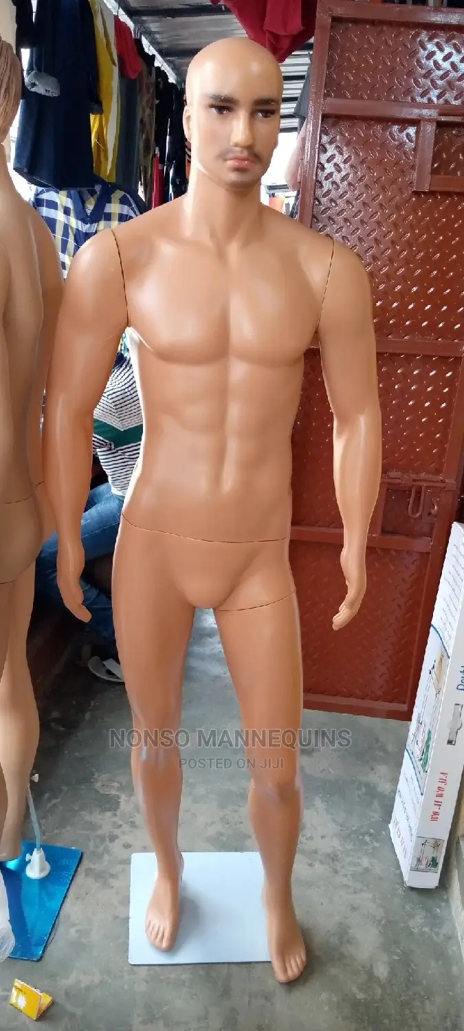 B20 Huge Male Plastic Full Body Display Mannequins
