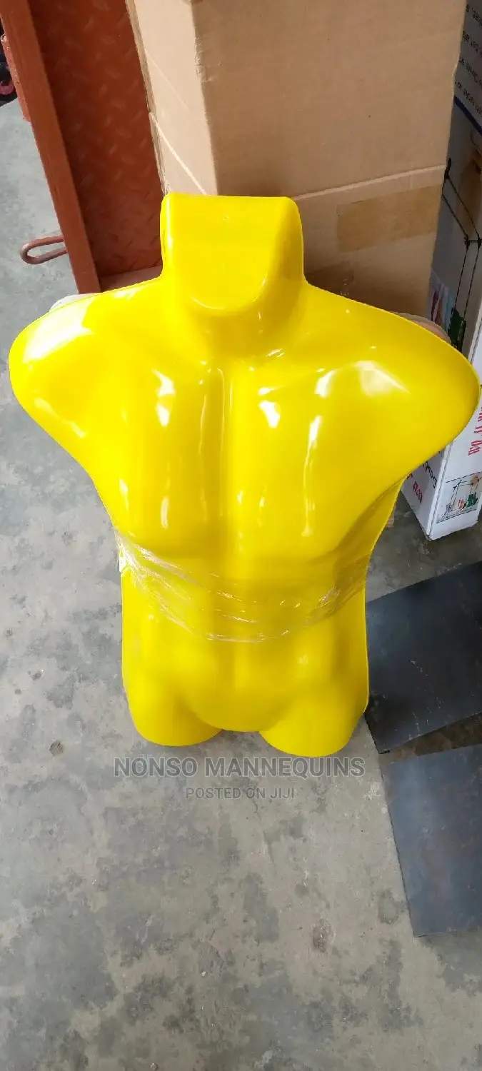 Half Cover Hanger Male And Female Mannequins