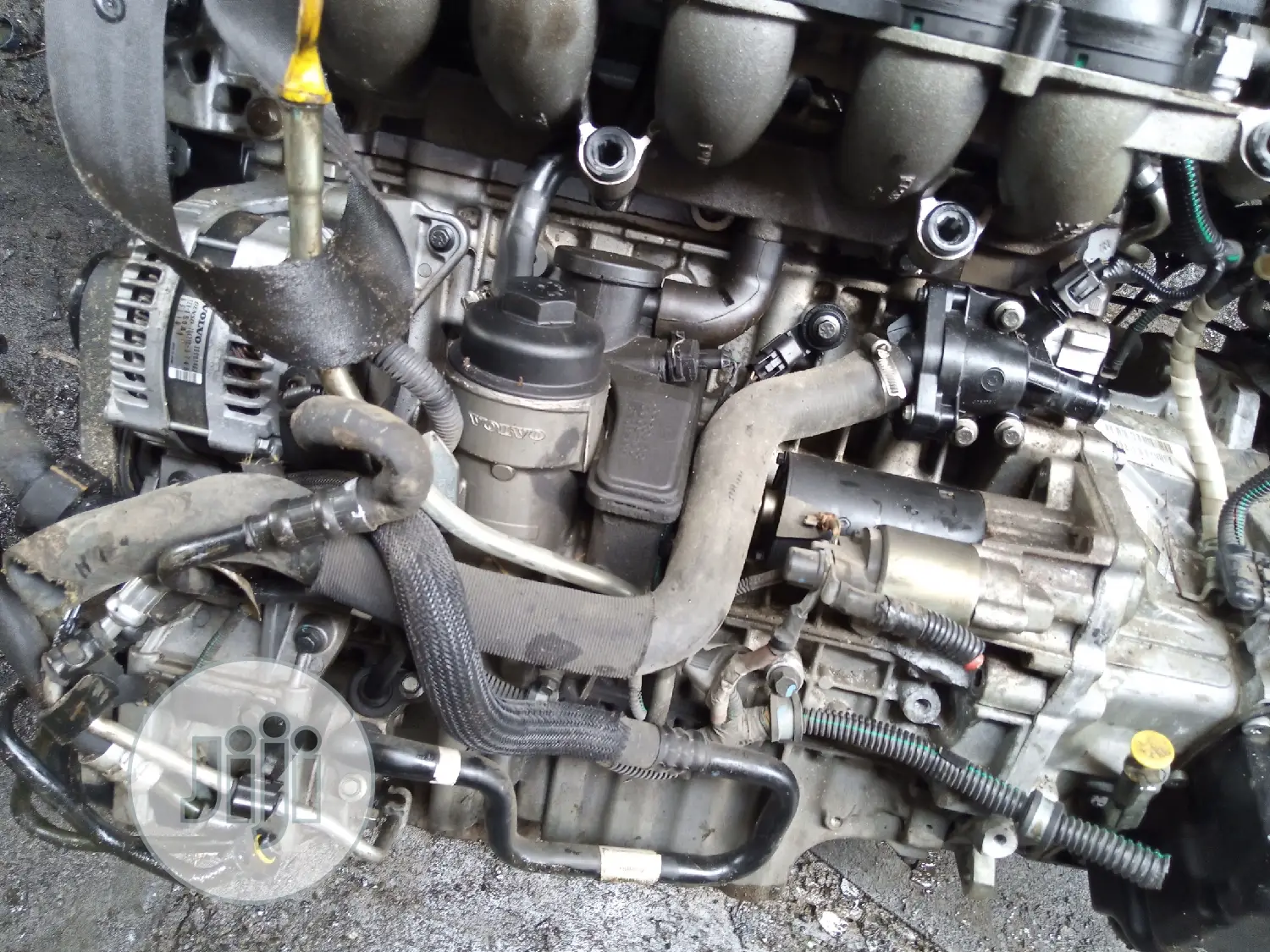 Volvo S40 2.4! Engine