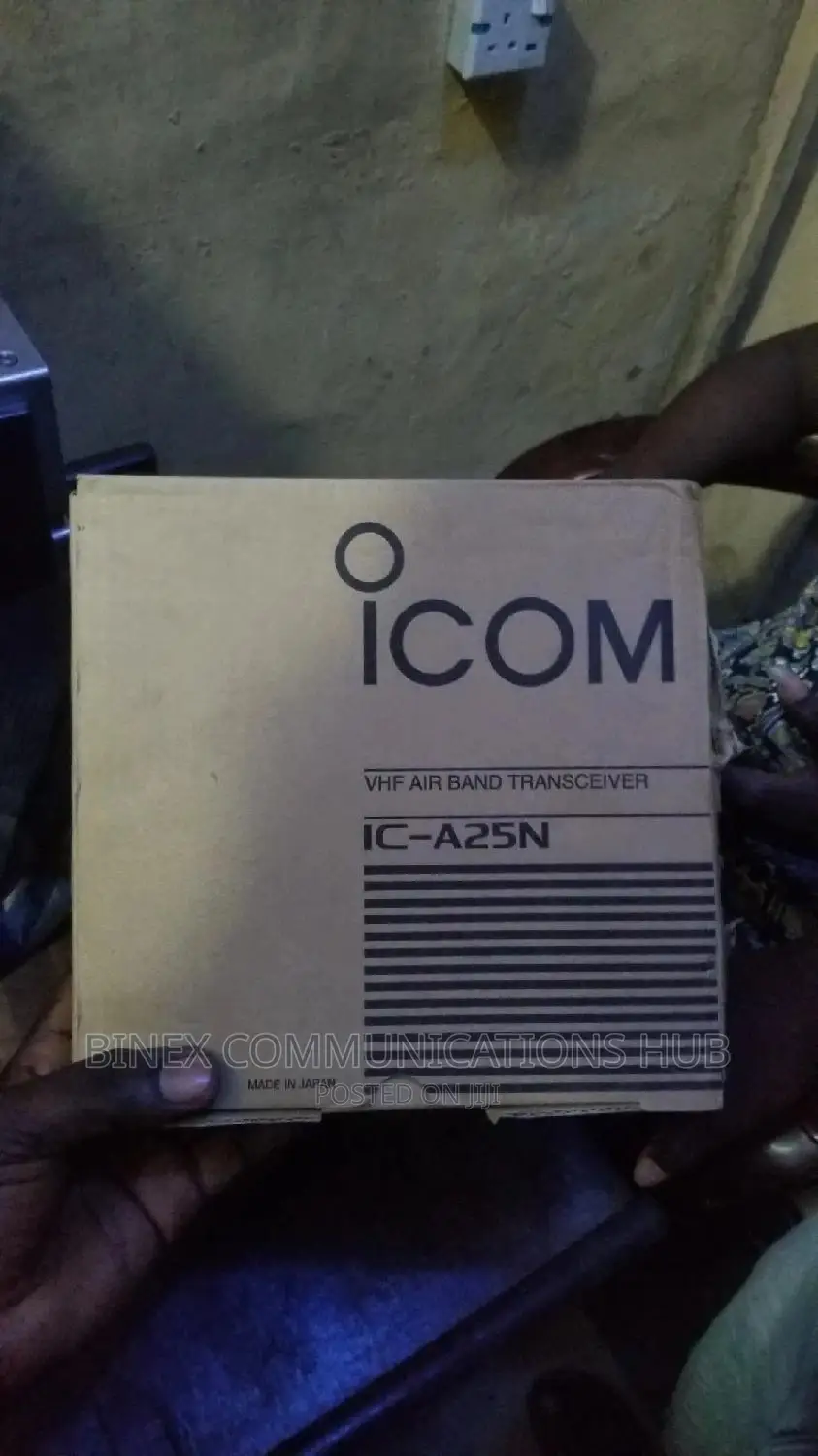 Icom Ic A25N Vhf Air Band Transciever