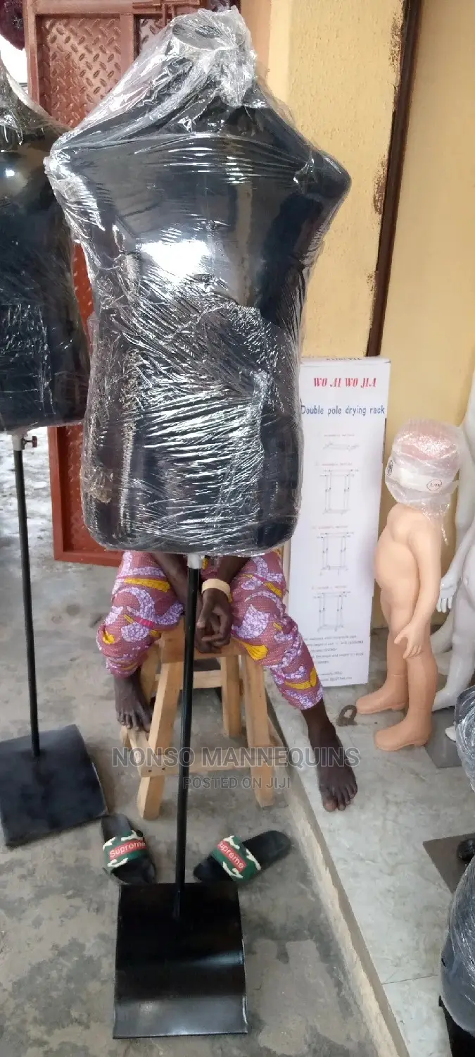 Partially Pinnable Size 10 Female Dressform
