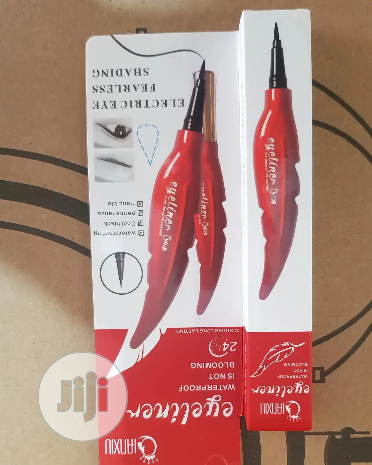 24 Hrss Waterproof Eyeliner