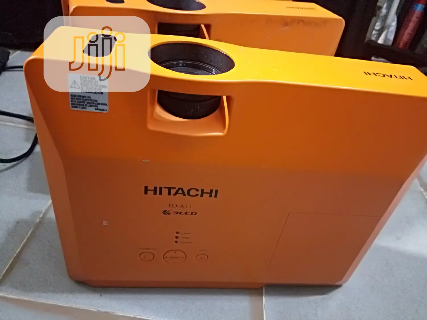 Fairly Used Hitachi Projector In Lagos