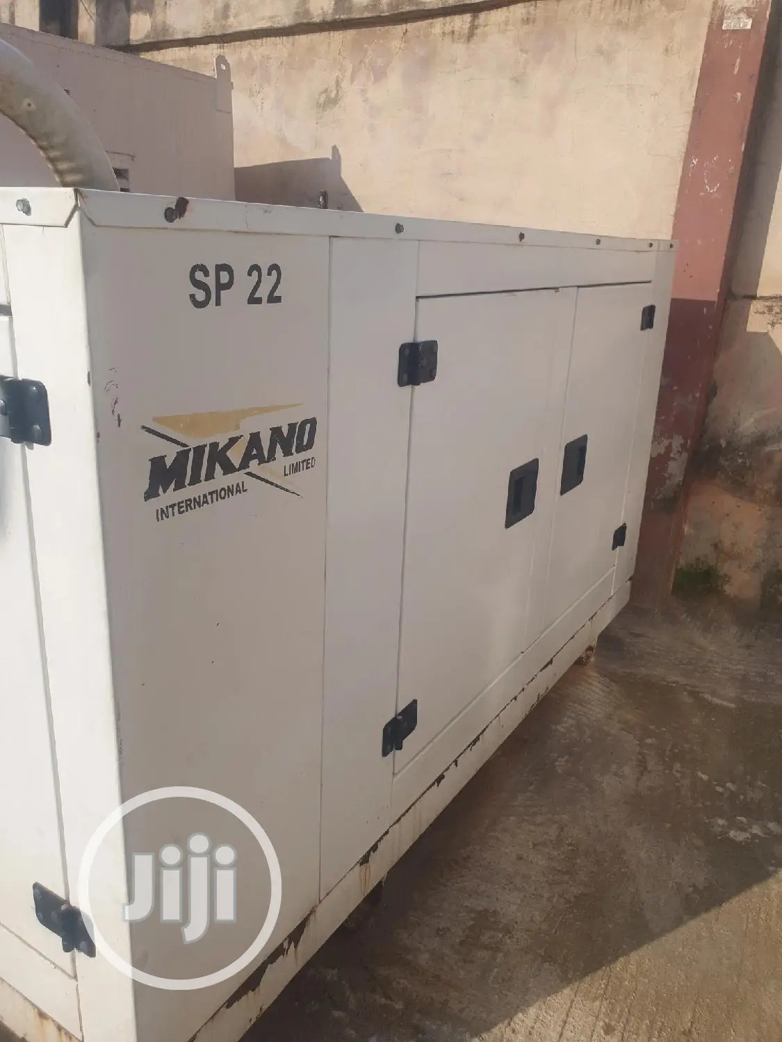 22kva Uk Perkins Mikano Generator. Under 2000hrs
