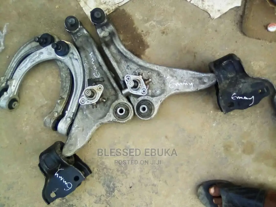 Range Rover Evoque Lower Arms