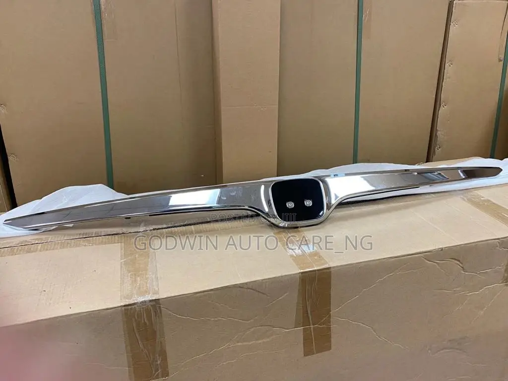 Booth Chrome 2018 Honda CRV